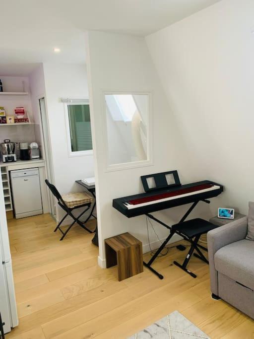 Studio Cosy Au Coeur De パリ エクステリア 写真